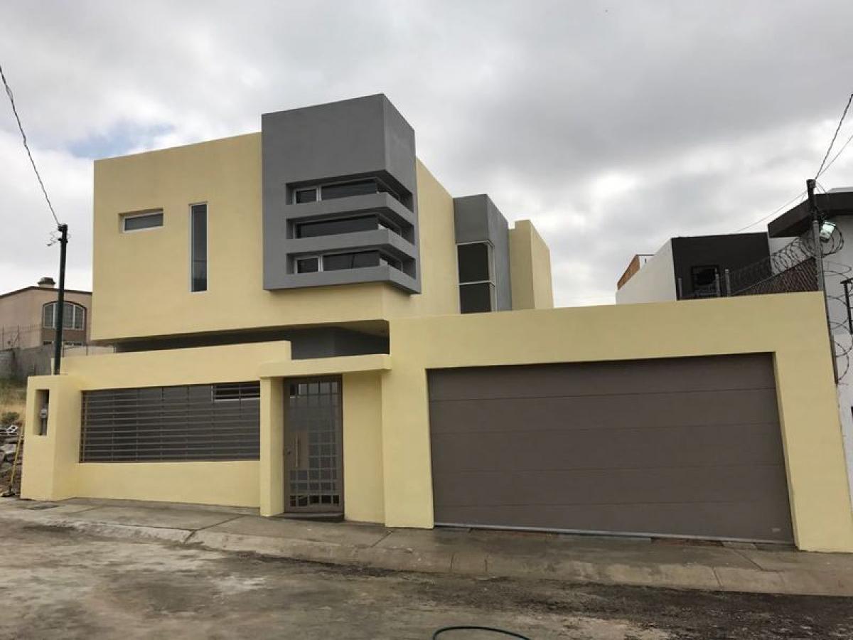 3 bedrooms House in Tijuana, Mexico No. 151297
