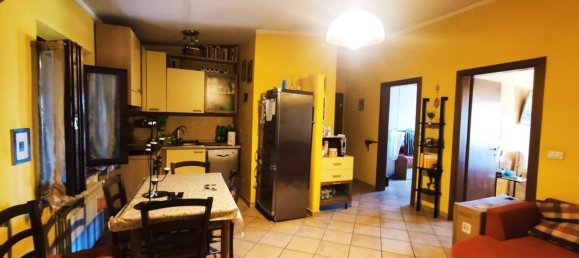 3 rooms Apartment in Foiano della Chiana, Italy No. 226143 10