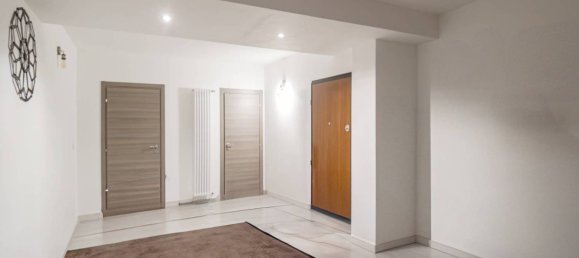 2 bedrooms Apartment in Collegno, Italy No. 273234 20