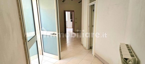 Квартира с 2 спальнями в Лечче, Италия № 77907 5