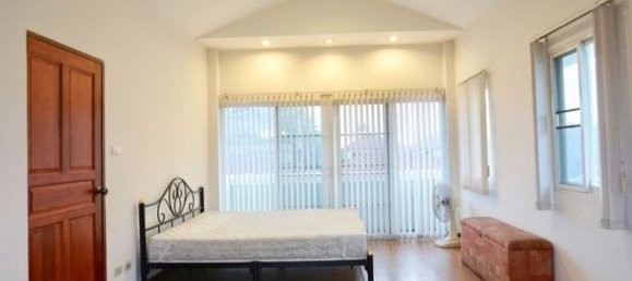 8 bedrooms Cafe / restaurant in Chiang Mai, Thailand No. 12790 8