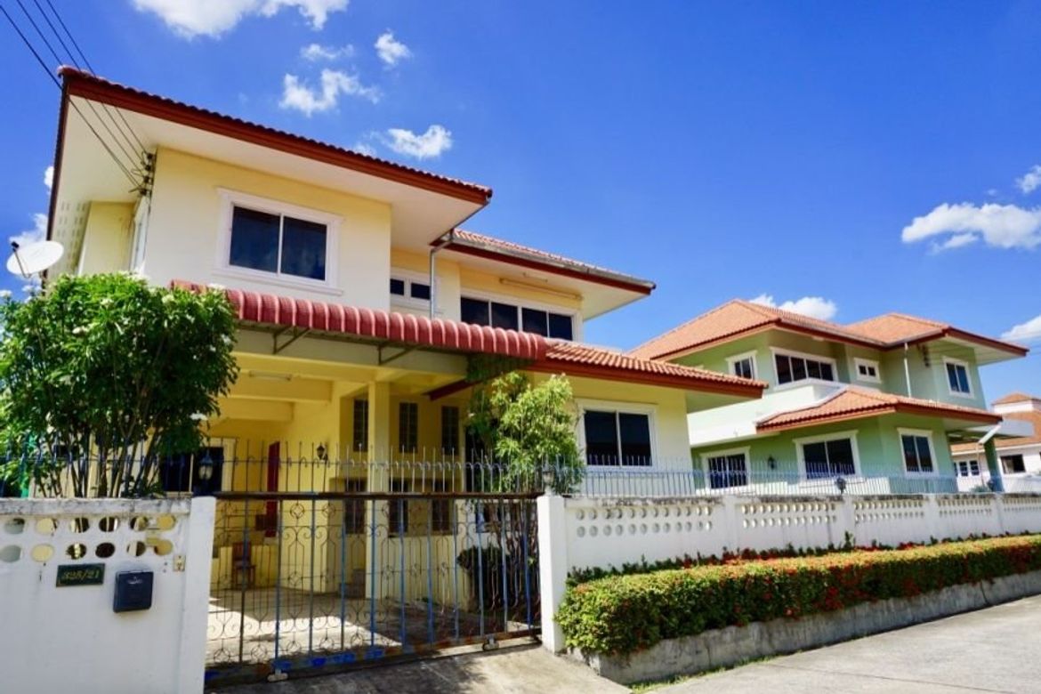 8 bedrooms Cafe / restaurant in Chiang Mai, Thailand No. 12790