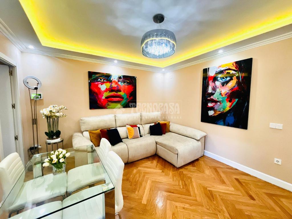 3 rooms Apartment in Madrid, Spain No. 168312