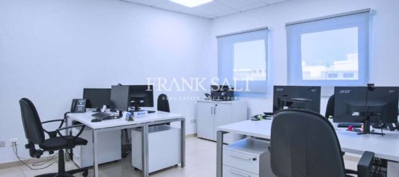 Офис 25м² в Бальцан, Мальта № 11894 17