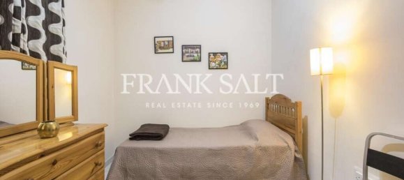 3 chambres Penthouse à Sliema, Malta No. 4088 14