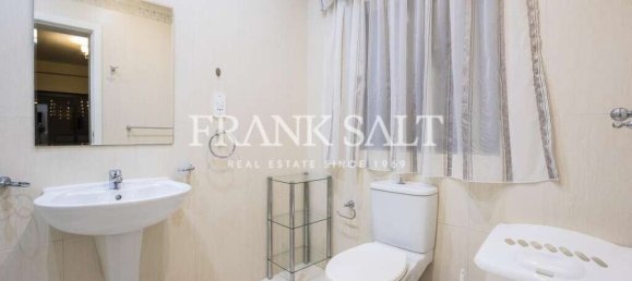 3 chambres Penthouse à Sliema, Malta No. 4088 20