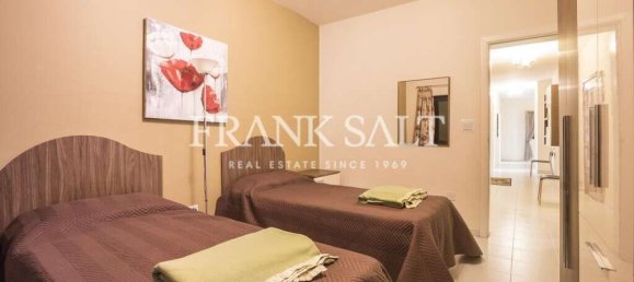 3 chambres Penthouse à Sliema, Malta No. 4088 18