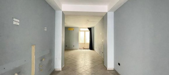 80m² Commercial property in Martano, Italy No. 174184 5