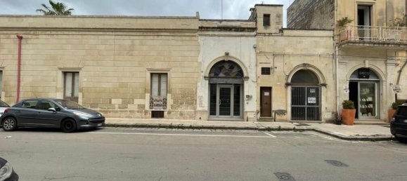80m² Commercial property in Martano, Italy No. 174184 20