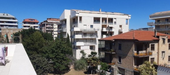 3 Schlafzimmer Villa in Pescara, Italy, Nr. 320743 32
