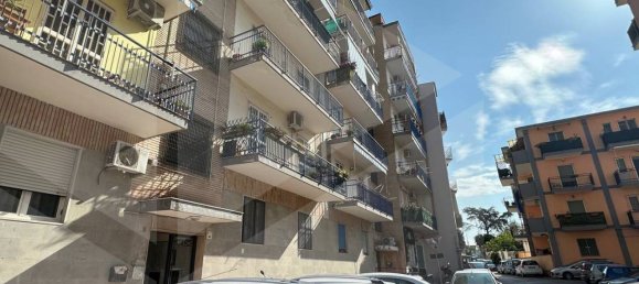 2 rooms Apartment in San Giorgio a Cremano, Italy No. 24199 2