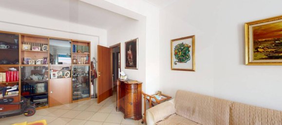 2 rooms Apartment in San Giorgio a Cremano, Italy No. 24199 7