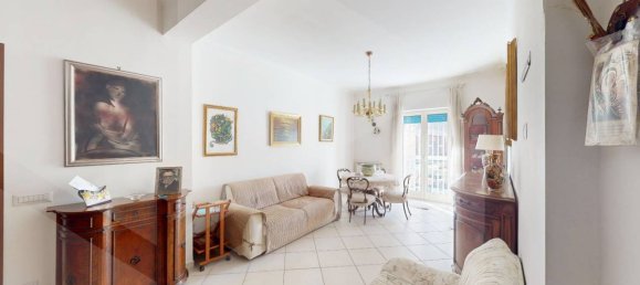 2 rooms Apartment in San Giorgio a Cremano, Italy No. 24199 3