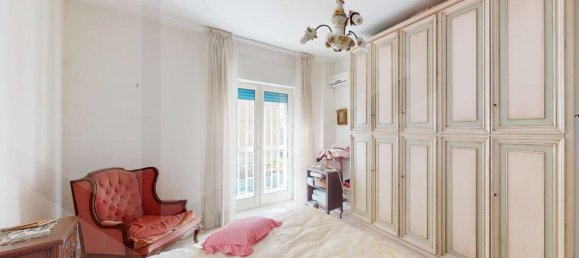 2 rooms Apartment in San Giorgio a Cremano, Italy No. 24199 10