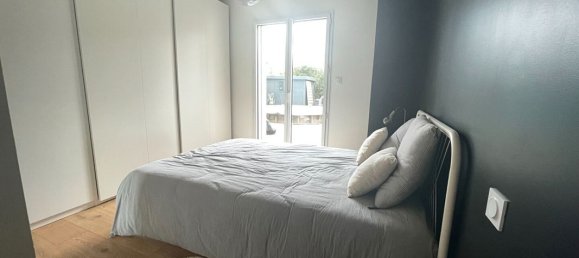 5 bedrooms House in La Meziere, France No. 49995 6