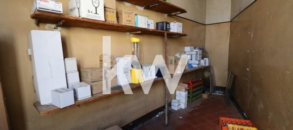 70m² Commercial property in Nimes, France No. 299560 7