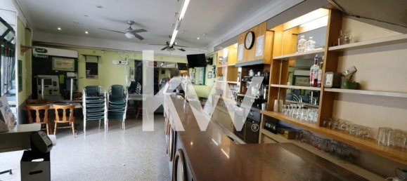 70m² Commercial property in Nimes, France No. 299560 3