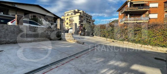 2 Schlafzimmer Wohnung in Rome, Italy, Nr. 349136 32