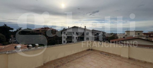 2 Schlafzimmer Wohnung in Rome, Italy, Nr. 349136 35