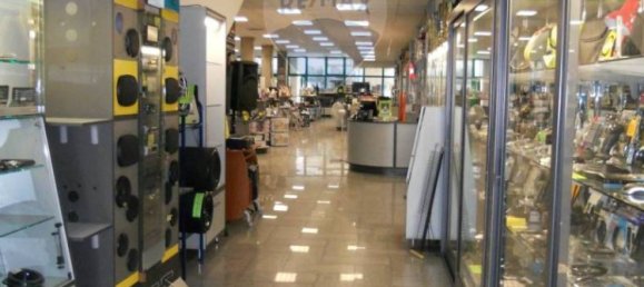 Imóvel comercial de 3 divisões em Paternò, Italy N.º 136866 8