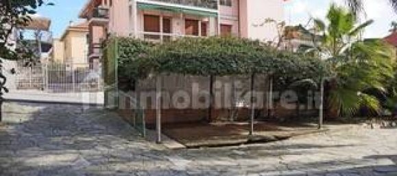 4 Schlafzimmer Villa in Varazze, Italy, Nr. 165773 11
