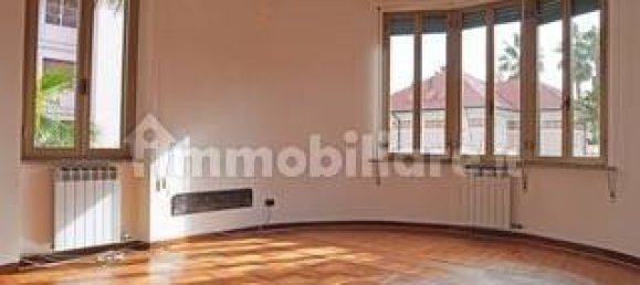 4 Schlafzimmer Villa in Varazze, Italy, Nr. 165773 3