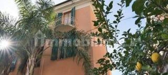 4 Schlafzimmer Villa in Varazze, Italy, Nr. 165773 15