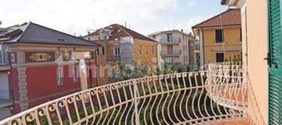 4 Schlafzimmer Villa in Varazze, Italy, Nr. 165773 71