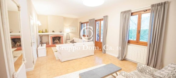 6 bedrooms Villa in Forte dei Marmi, Italy No. 191729 2