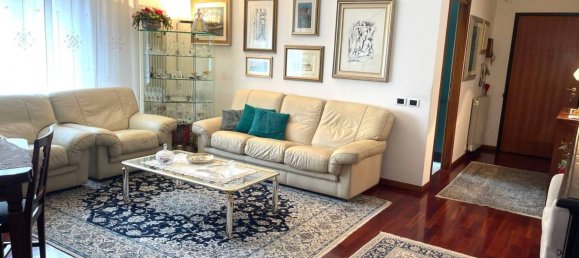 3 chambres Appartement à Perugia, Italy No. 280908 2