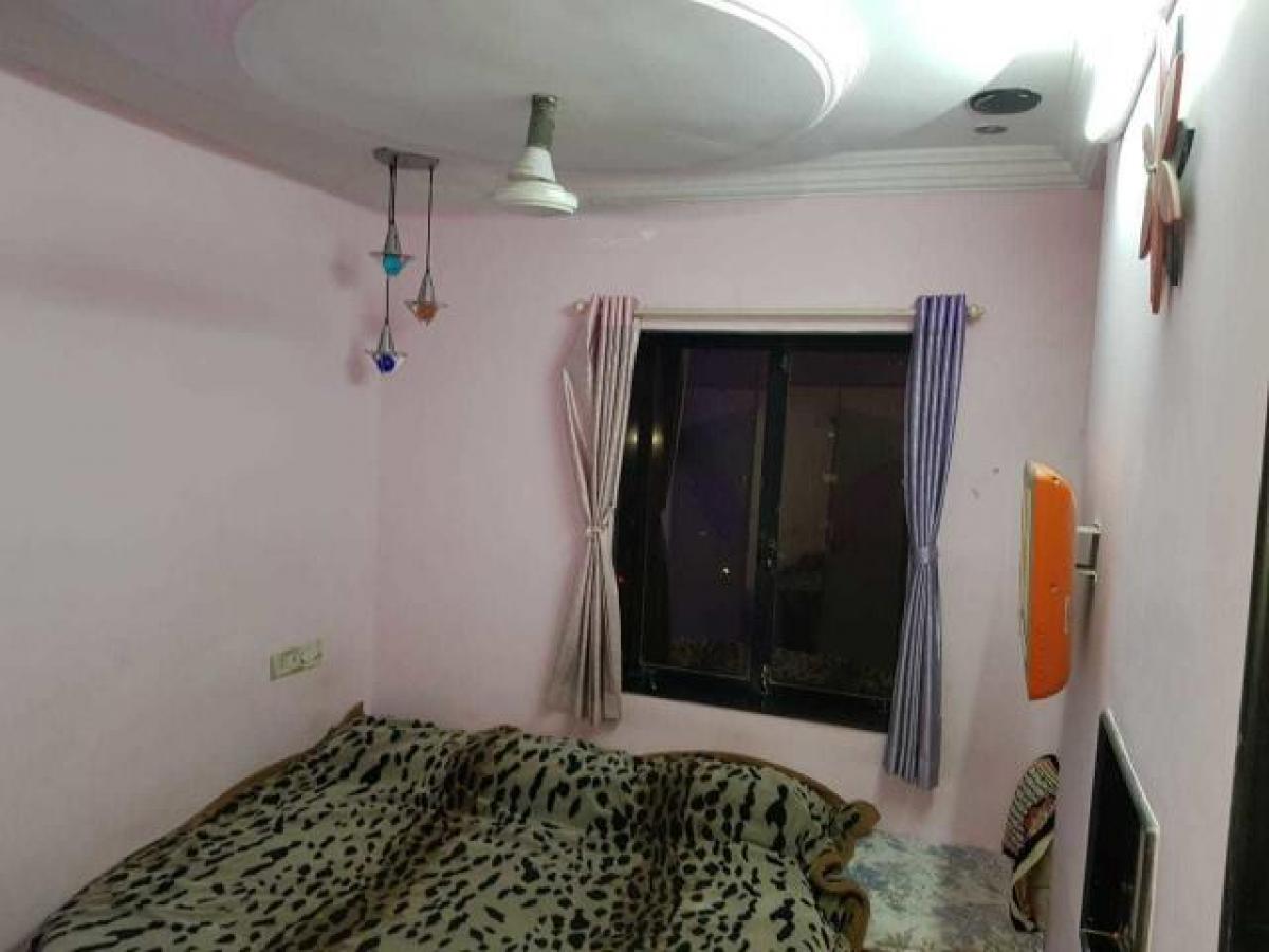 2 bedrooms House in Mumbai, India No. 6630
