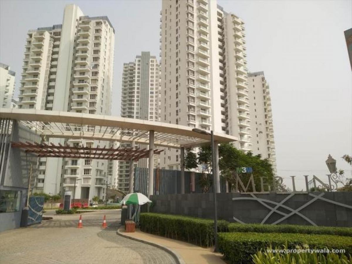 4 bedrooms House in Gurgaon, India No. 13992