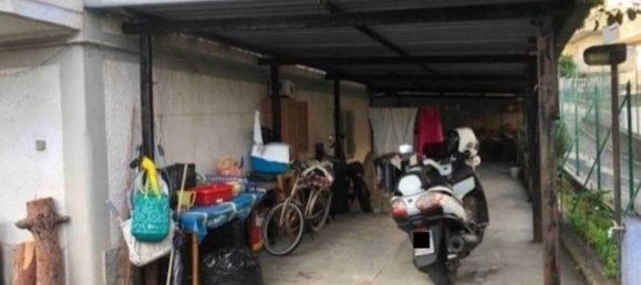 7 rooms Apartment in Pescara, Italy No. 93465 5