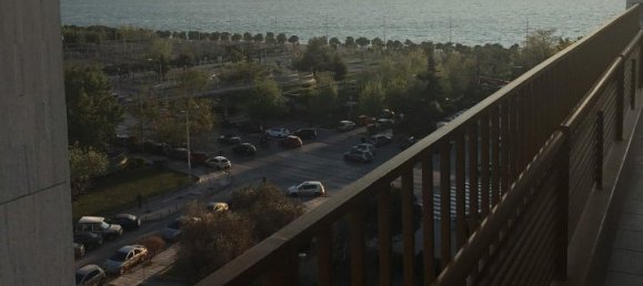 3 bedrooms Apartment in Thessaloniki, Greece No. 1527 2