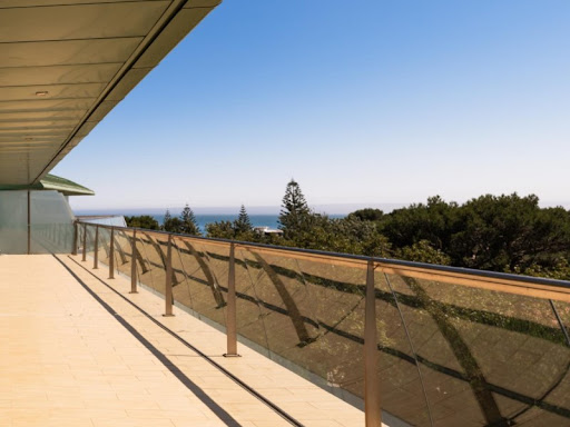 3 bedrooms Apartment in Cascais, Portugal No. 210783