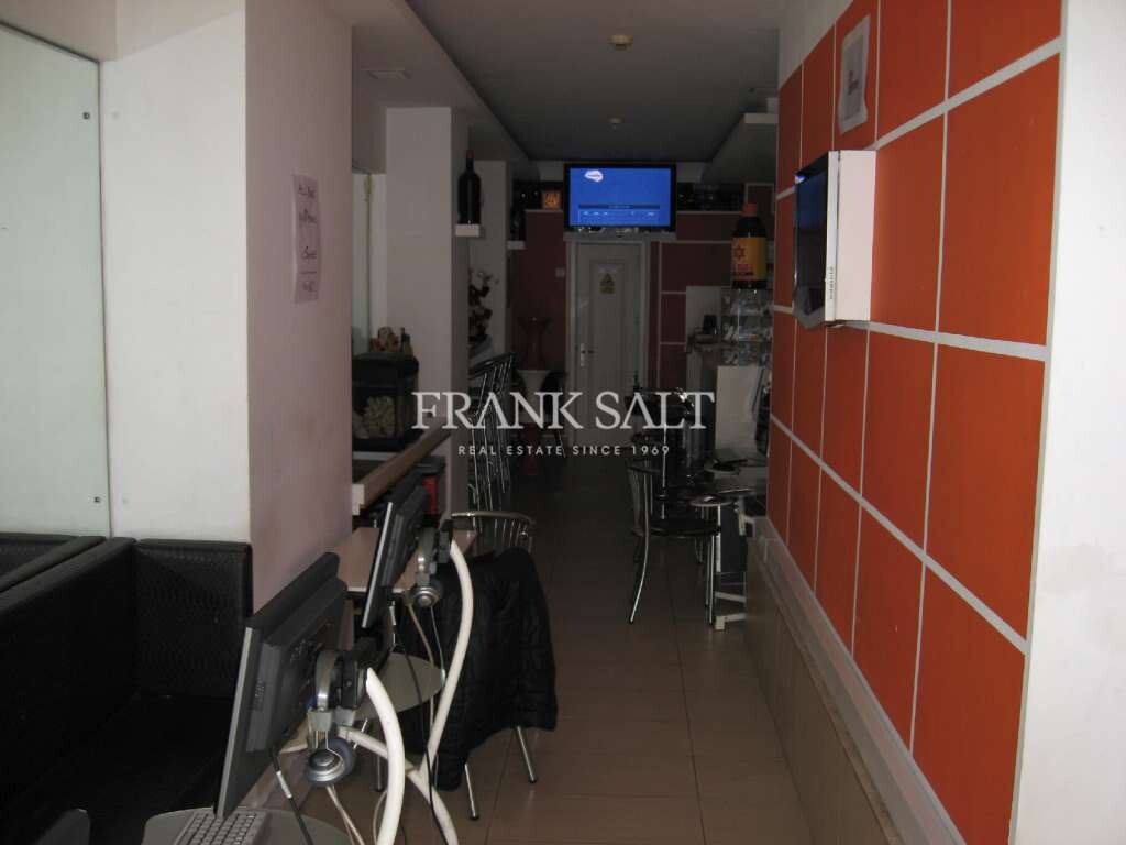 Café / restaurant à Gzira, Malta 44m² No. 12543