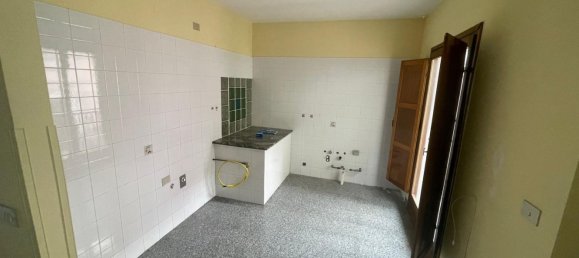 3 Schlafzimmer Wohnung in Picerno, Italy, Nr. 319390 3