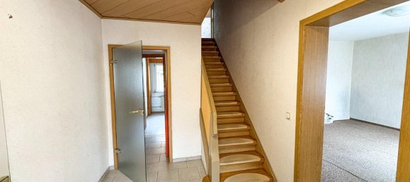 7 rooms Townhouse in Schmalkalden-Meiningen, Germany No. 260571 2