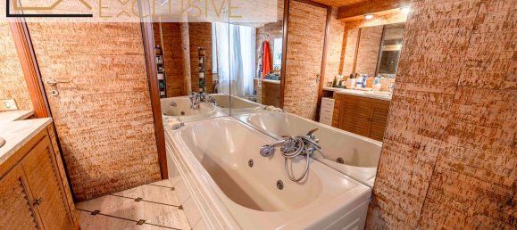 5 rooms Apartment in Rome, Italy No. 2008 25