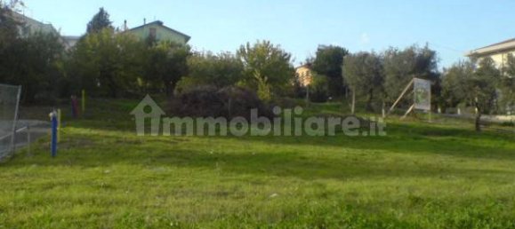  قطعة أرض في Coriano, Italy 830متر مربع رقم 147567 2