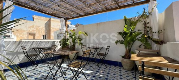 Дом с 9 комнатами в Ното, Италия № 304335 8