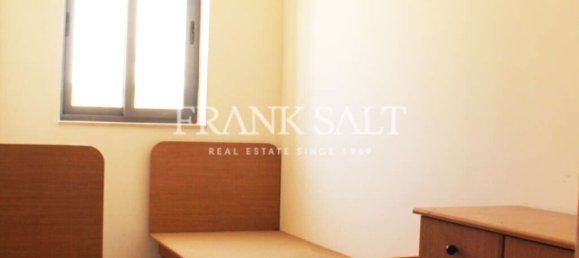 3 bedrooms Apartment in San Gwann, Malta No. 8873 2