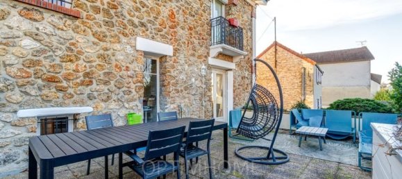 4 bedrooms House in Montesson, France No. 184165 29