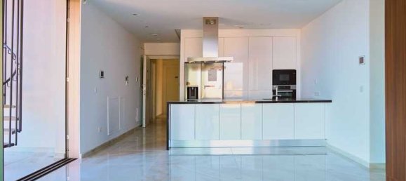 3 bedrooms Penthouse in Agios Tychonas, Cyprus No. 8775 12