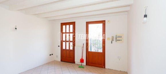 Квартира с 3 комнатами в Брешиа, Италия № 7613 6