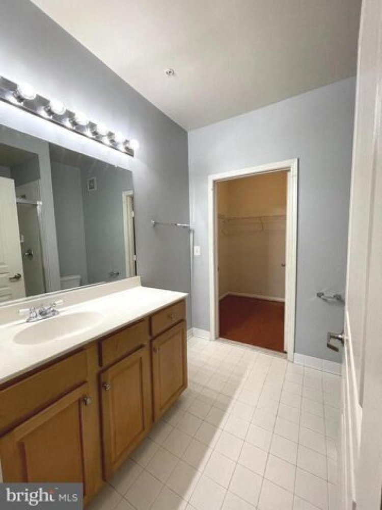 2 bedrooms House in Reston, USA No. 378017