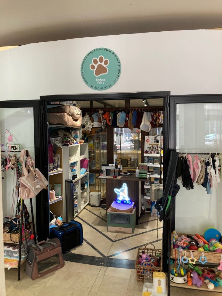  عقار تجاري في Marbella, Spain 9متر مربع رقم 178961