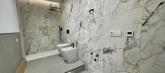 Apartamento de 2 dormitorios en Naples, Italy No. 338653 5