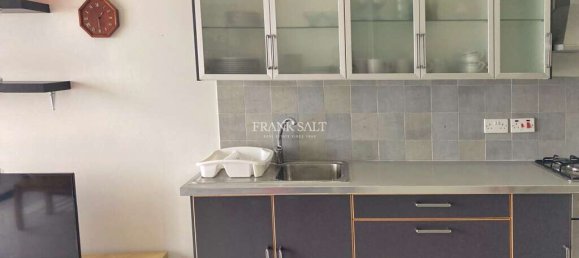 2 bedrooms Apartment in Marsalforn, Malta No. 5882 5