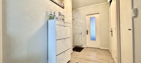 Apartamento de 2 dormitorios en Bourges, France No. 232541 2